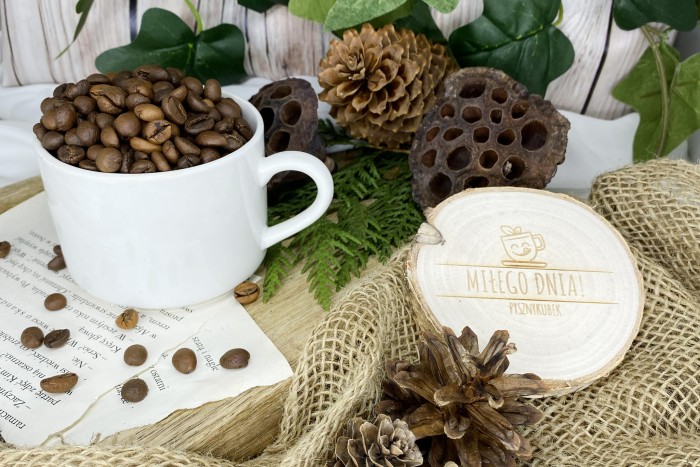 Świeżo palona kawa Robusta Indie Cherry AA w ziarnach