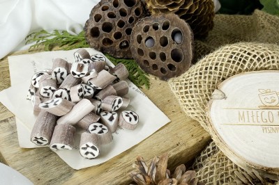 Słodkie cukierki z aromatem słonego karmelu w torebce 100g