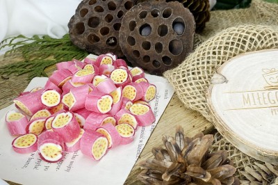 Słodkie cukierki z aromatem granatu w torebce 100g