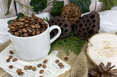Kawa Arabica o smaku szampana i truskawki