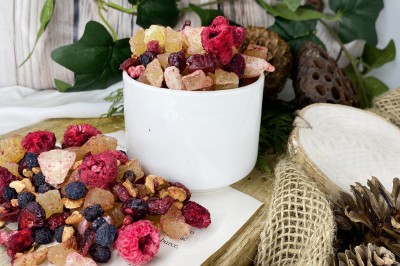 Bogata mieszanka owocowa bez hibiskusa z czarną porzeczką i malinami