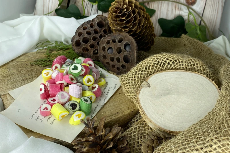 Słodkie cukierki z aromatem owocowym w torebce 100g