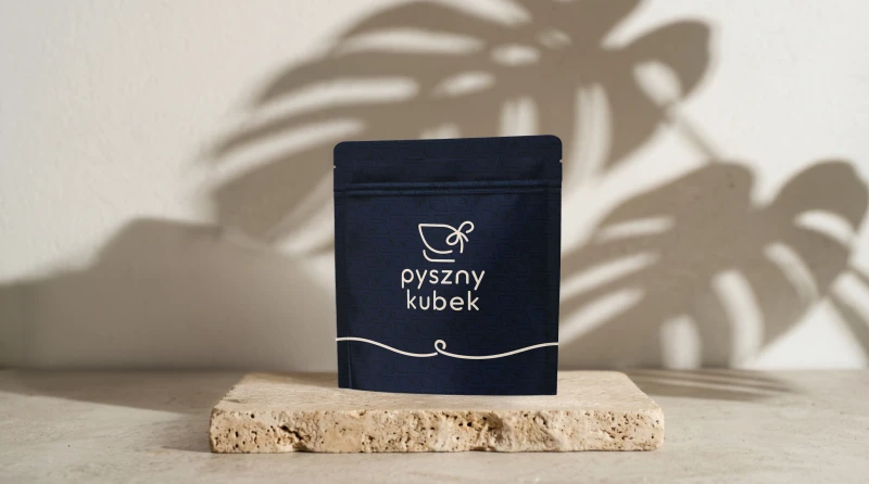 Ręcznie robiony imbir w czekoladzie w opakowaniu strunowym