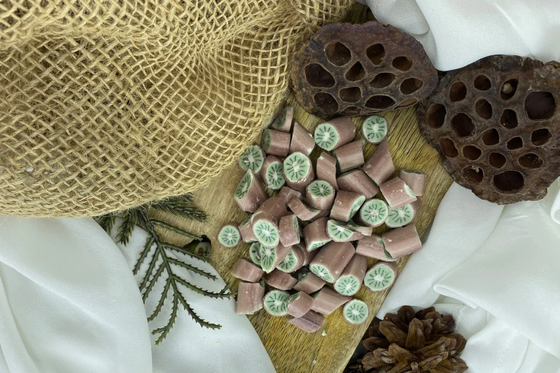 Ręcznie robione cukierki o smaku kiwi 100g